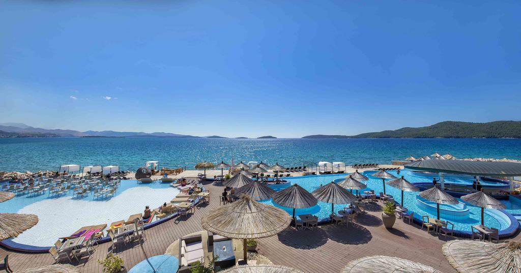 Apartments Village Lozovac Exterior photo