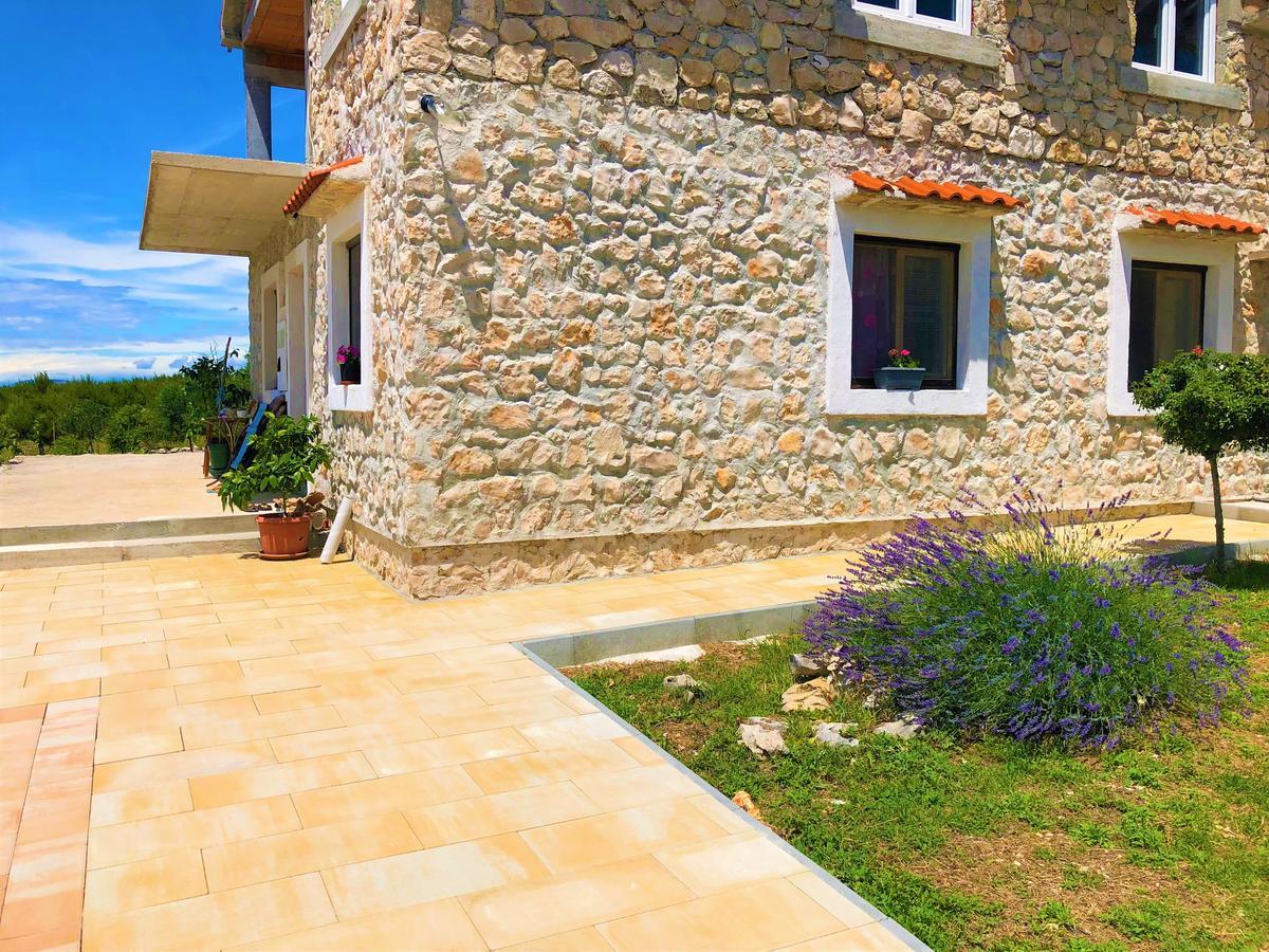 Apartments Village Lozovac Exterior photo